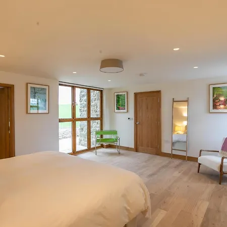 Alder Hill Barn By Birch Holiday home Broughton (North Yorkshire)