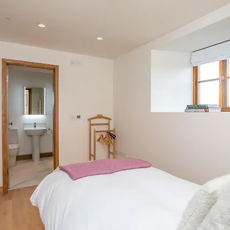 Dom wakacyjny Alder Hill Barn By Birch