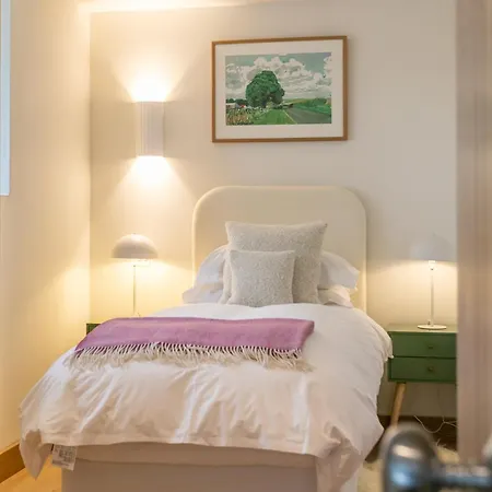 Alder Hill Barn By Birch * Broughton (North Yorkshire)